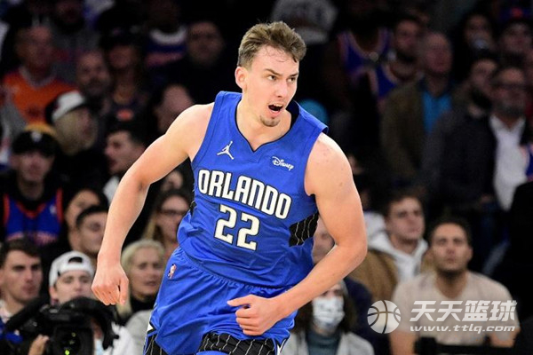 超内部球员 超内部球员